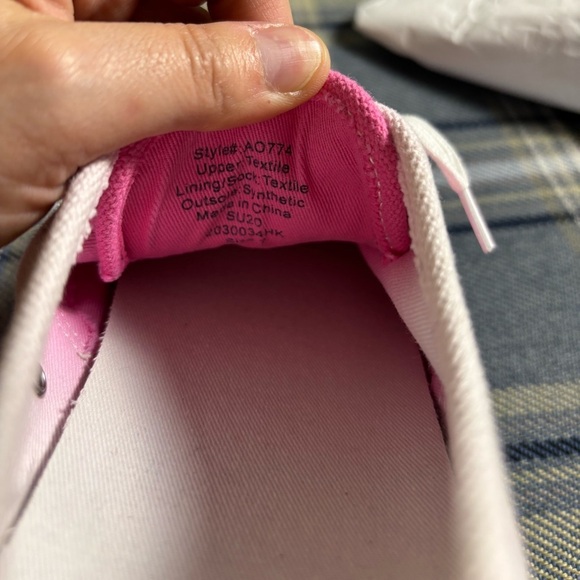 NWOT J. Crew | Fuchsia Harbor Dip-Dye Tie-Dye Low Rise Lace Tie Sneakers Ombré 7 - Picture 3 of 6